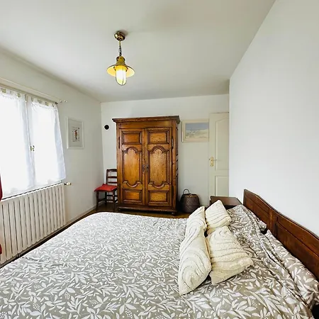 Maison De Au Coeur De Fouras, 5 Pers, Jardin, Proche - Fr-1-709-100 Fouras