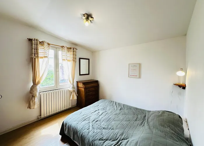 Maison De Au Coeur De Fouras, 5 Pers, Jardin, Proche - Fr-1-709-100 Сasa de vacaciones *