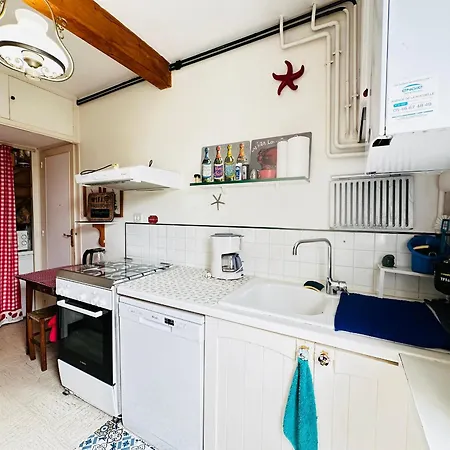 Σπίτι διακοπών Maison De Au Coeur De Fouras, 5 Pers, Jardin, Proche - Fr-1-709-100