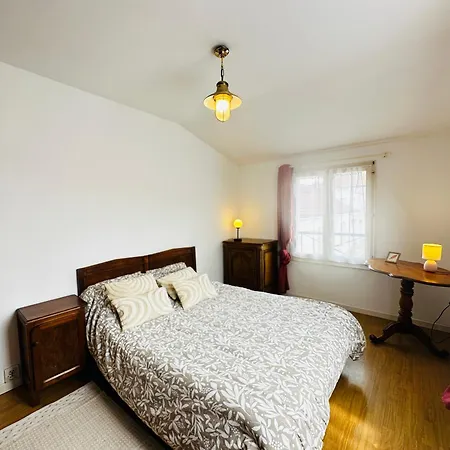 Σπίτι διακοπών Maison De Au Coeur De Fouras, 5 Pers, Jardin, Proche - Fr-1-709-100 *