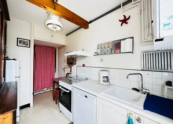 Maison De Au Coeur De Fouras, 5 Pers, Jardin, Proche - Fr-1-709-100 * פוראס