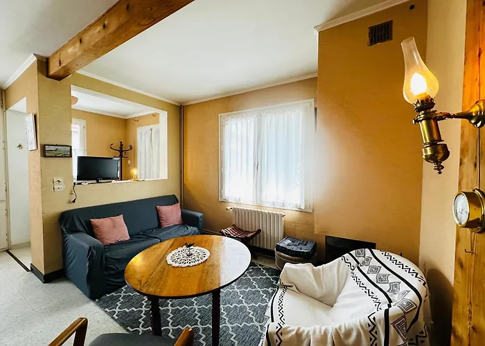 Maison De Au Coeur De Fouras, 5 Pers, Jardin, Proche - Fr-1-709-100 בית נופש *